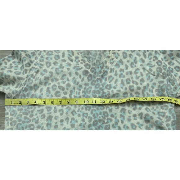360 Cashmere Animal Leopard Print White Gray blue Cashmere  Sweater large soft - Picture 3 of 7